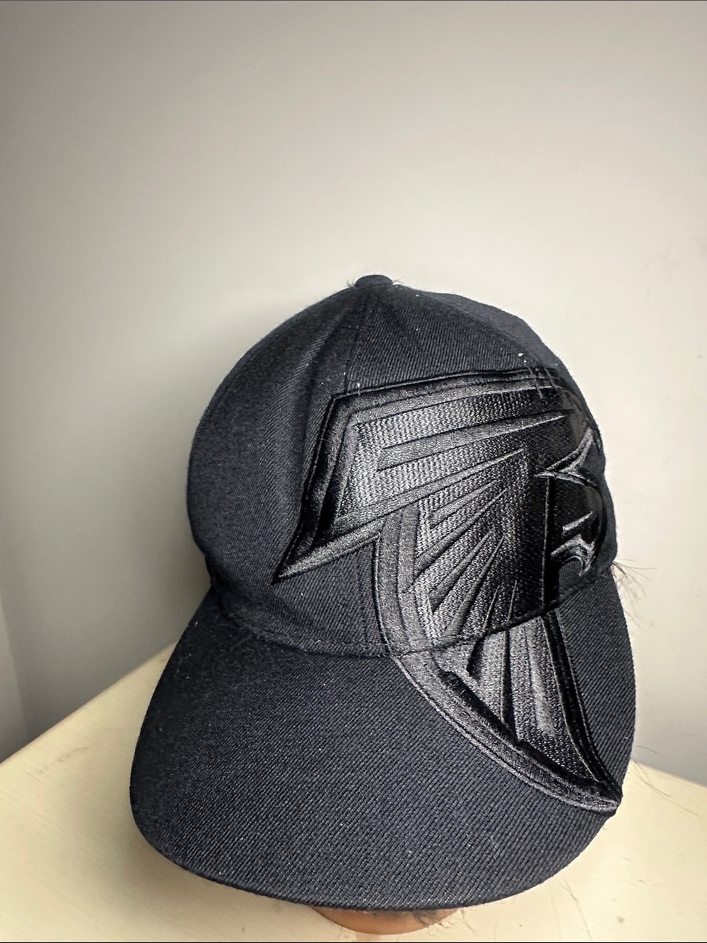 Reebok NFL Atlanta Falcons All-Black Embroidered wool Baseball Cap